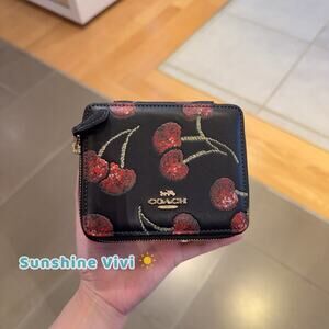 NWT COACH Large Jewelry Box With Cherry Print CDD69 Gold /Black